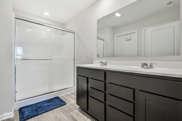 1435 Fleming Drive, Greenfield, IN 46140