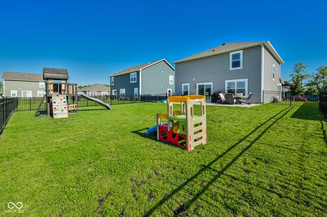 1435 Fleming Drive, Greenfield, IN 46140