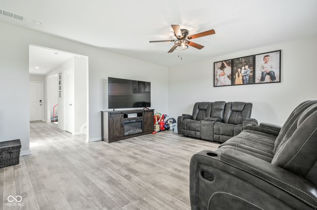 1435 Fleming Drive, Greenfield, IN 46140