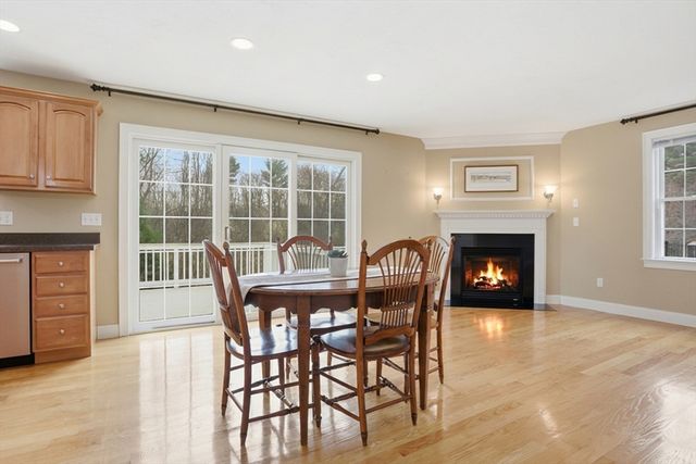 17 Gray Farm Rd, Littleton, MA 01460