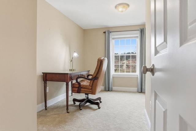 17 Gray Farm Rd, Littleton, MA 01460