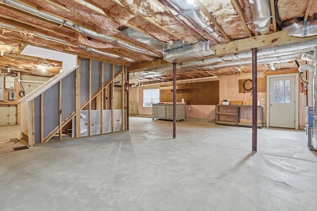 17 Gray Farm Rd, Littleton, MA 01460