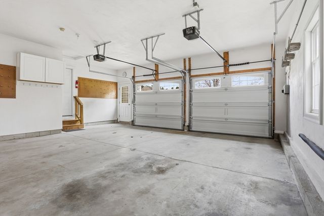 17 Gray Farm Rd, Littleton, MA 01460