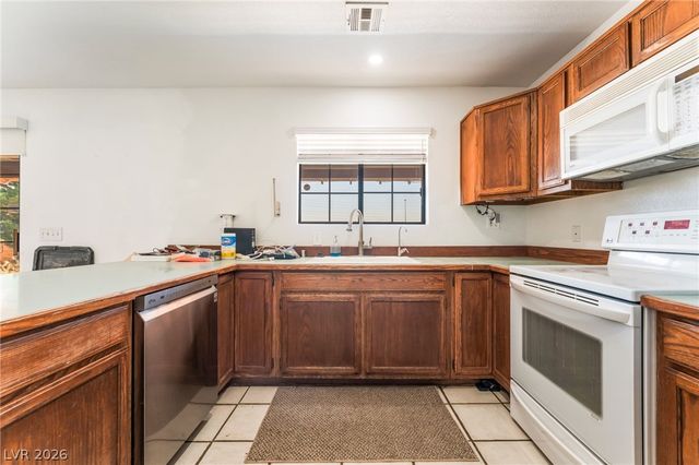 7045 Bilpar Road, Las Vegas, NV 89131