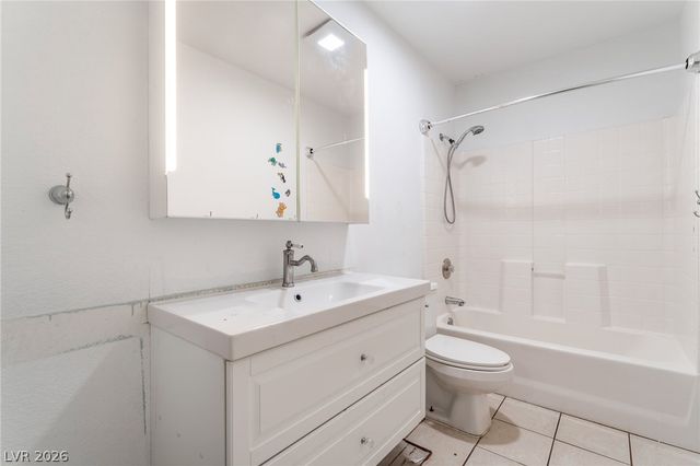 7045 Bilpar Road, Las Vegas, NV 89131