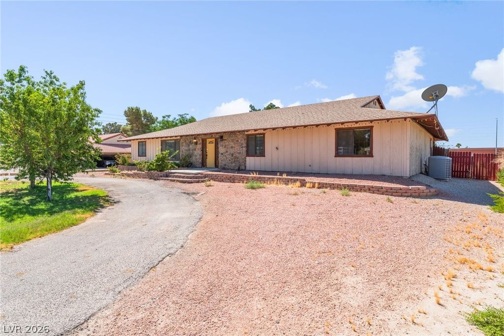 7045 Bilpar Road, Las Vegas, NV 89131