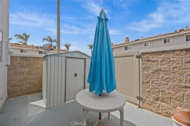 19796 Inverness Lane, Huntington Beach, CA 92646
