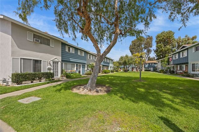 19796 Inverness Lane, Huntington Beach, CA 92646