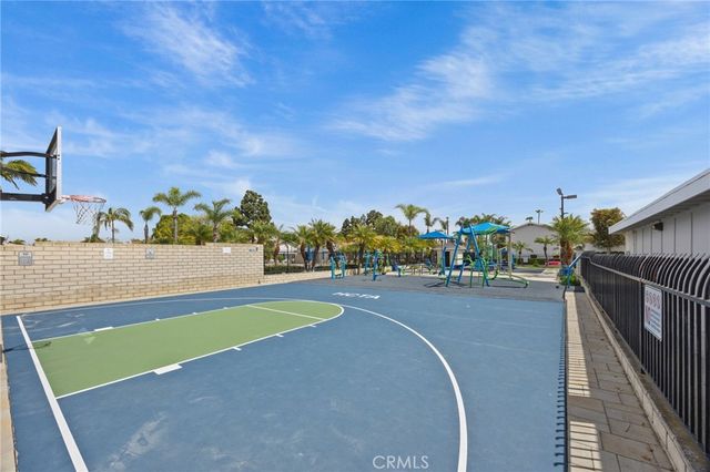 19796 Inverness Lane, Huntington Beach, CA 92646