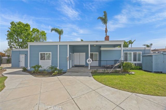 19796 Inverness Lane, Huntington Beach, CA 92646