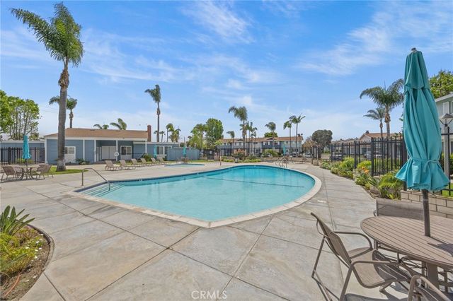 19796 Inverness Lane, Huntington Beach, CA 92646