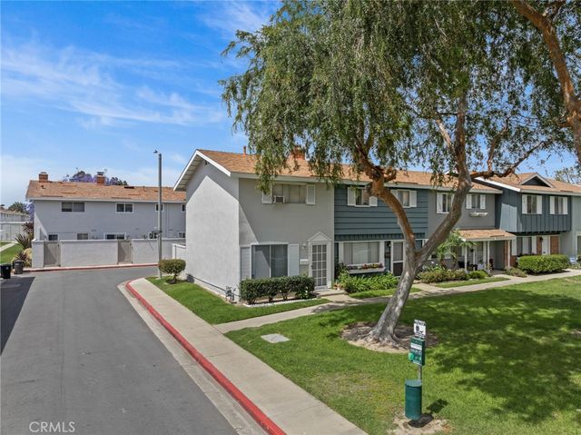 19796 Inverness Lane, Huntington Beach, CA 92646