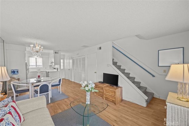 19796 Inverness Lane, Huntington Beach, CA 92646