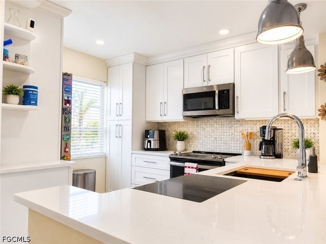 2828 Jackson ST E3, Fort Myers, FL 33901