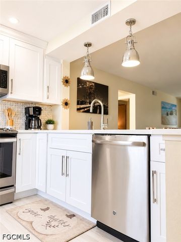 2828 Jackson ST E3, Fort Myers, FL 33901