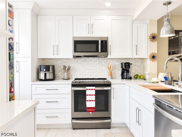 2828 Jackson ST E3, Fort Myers, FL 33901