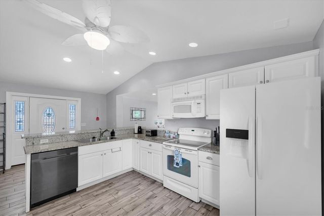 819 10TH STREET SW, Largo, FL 33770