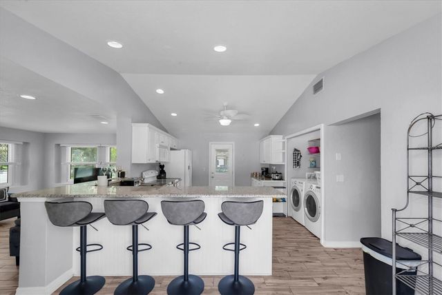 819 10TH STREET SW, Largo, FL 33770
