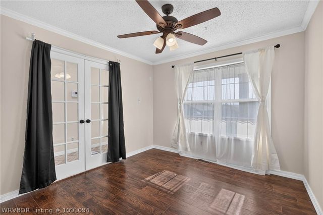 10 Azure Hills Drive, Van Buren, AR 72956