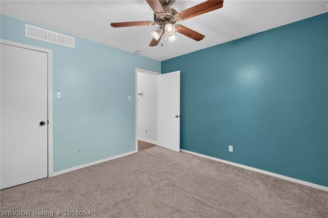 10 Azure Hills Drive, Van Buren, AR 72956
