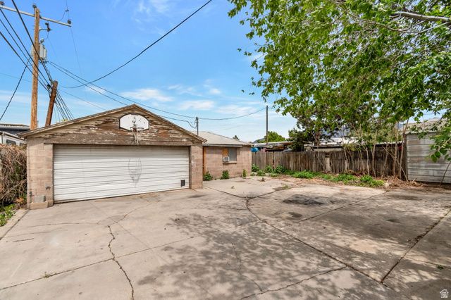 47 E FORBUSH AVE, Midvale, UT 84047