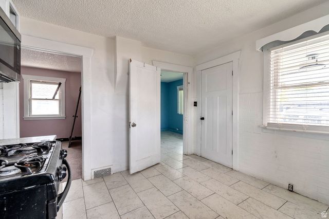 47 E FORBUSH AVE, Midvale, UT 84047