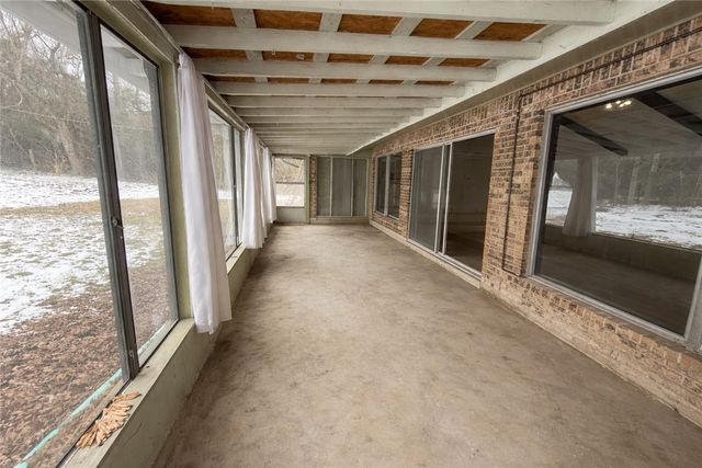 31 Hawaii Lane, Hilltop Lakes, TX 77871