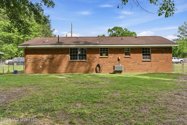 205 Woodside Drive, Petal, MS 39465