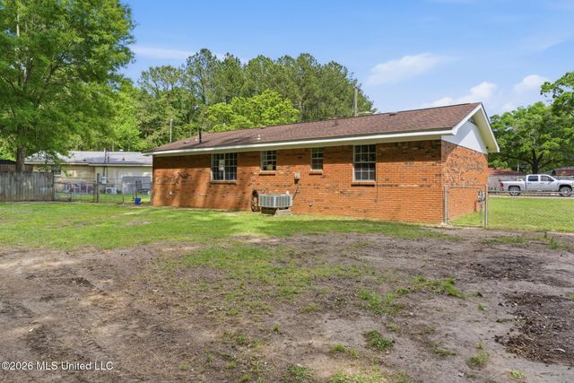 205 Woodside Drive, Petal, MS 39465