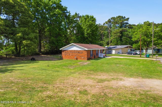 205 Woodside Drive, Petal, MS 39465