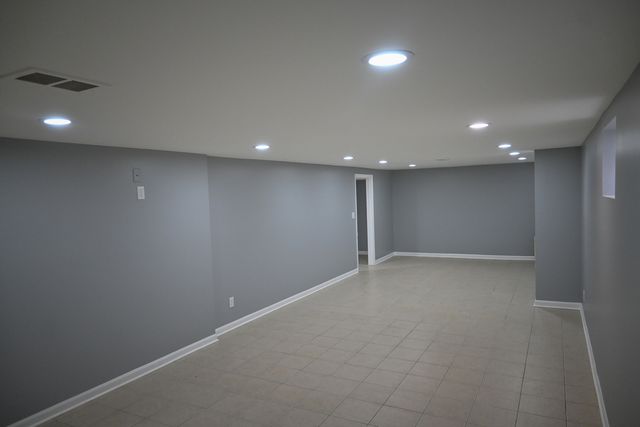 407 N 2nd Avenue, Maywood, IL 60153