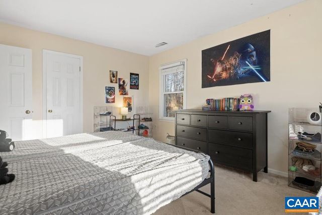 706 ZION RD, Zion Crossroads, VA 22942