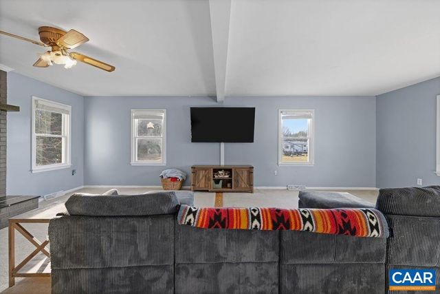 706 ZION RD, Zion Crossroads, VA 22942