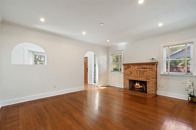 517 W YALE STREET, Orlando, FL 32804