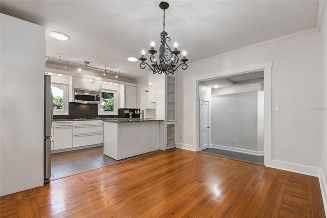 517 W YALE STREET, Orlando, FL 32804