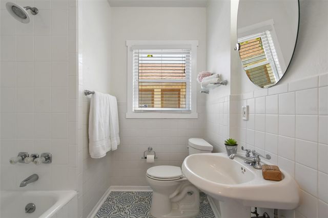 517 W YALE STREET, Orlando, FL 32804