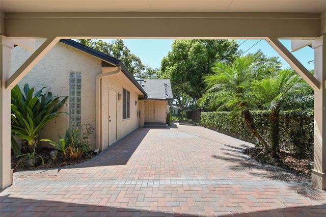 517 W YALE STREET, Orlando, FL 32804