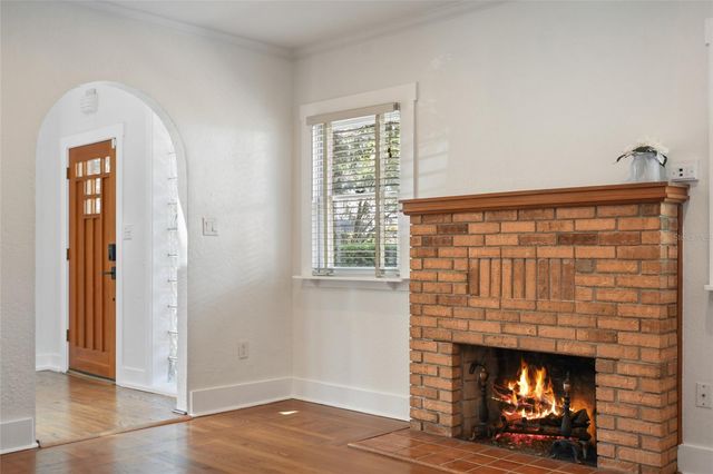 517 W YALE STREET, Orlando, FL 32804