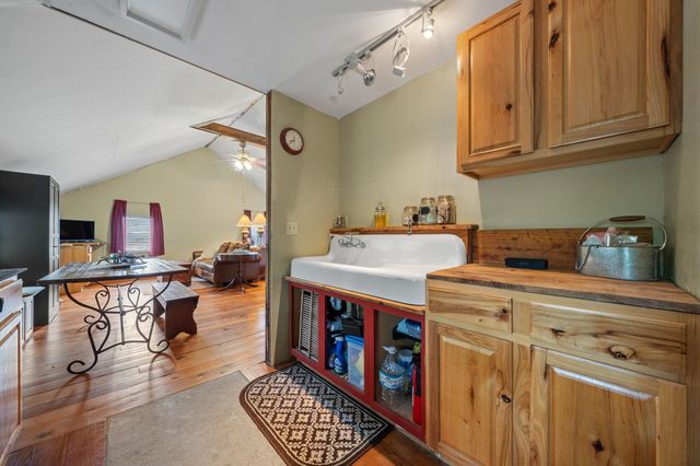 242 Cody Lane, Bastrop, TX 78602