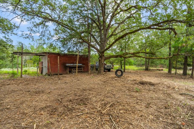 242 Cody Lane, Bastrop, TX 78602