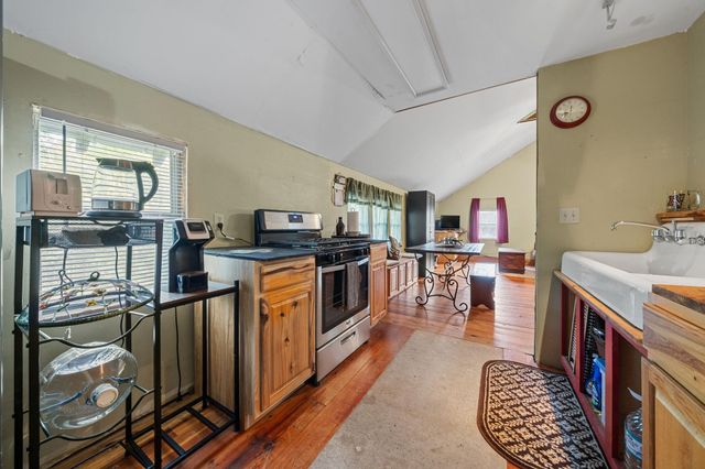 242 Cody Lane, Bastrop, TX 78602