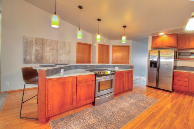 3721 W 29th Ct, Kennewick, WA 99337