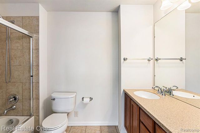 27999 Middleton Drive, Novi, MI 48377