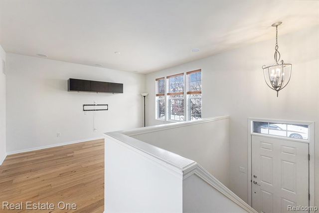 27999 Middleton Drive, Novi, MI 48377