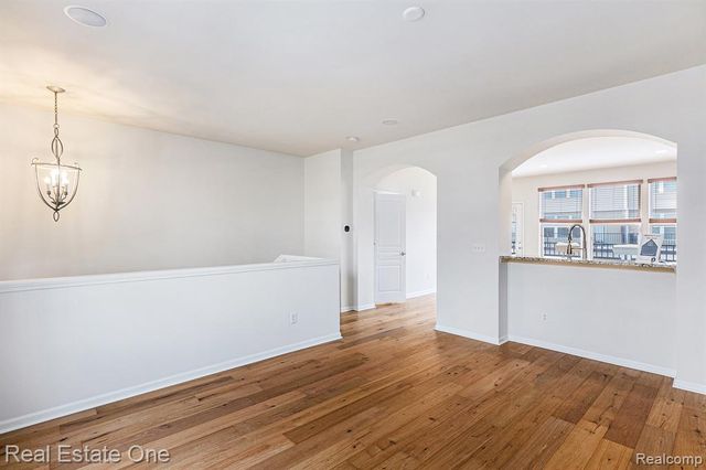 27999 Middleton Drive, Novi, MI 48377