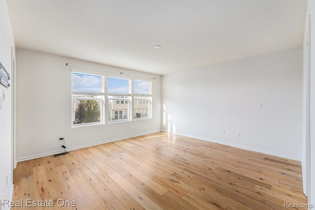 27999 Middleton Drive, Novi, MI 48377