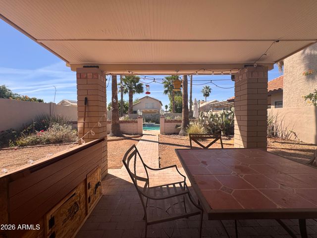 4051 E MOUNTAIN VISTA Drive, Phoenix, AZ 85048