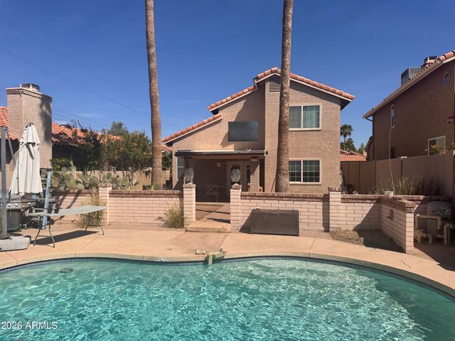 4051 E MOUNTAIN VISTA Drive, Phoenix, AZ 85048