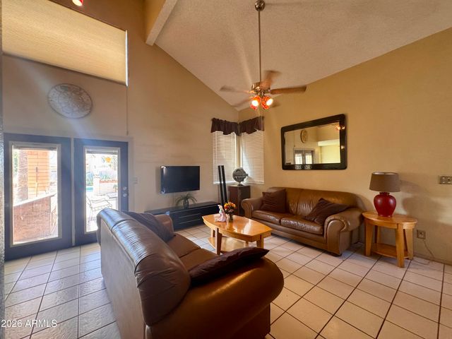 4051 E MOUNTAIN VISTA Drive, Phoenix, AZ 85048