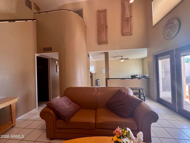 4051 E MOUNTAIN VISTA Drive, Phoenix, AZ 85048